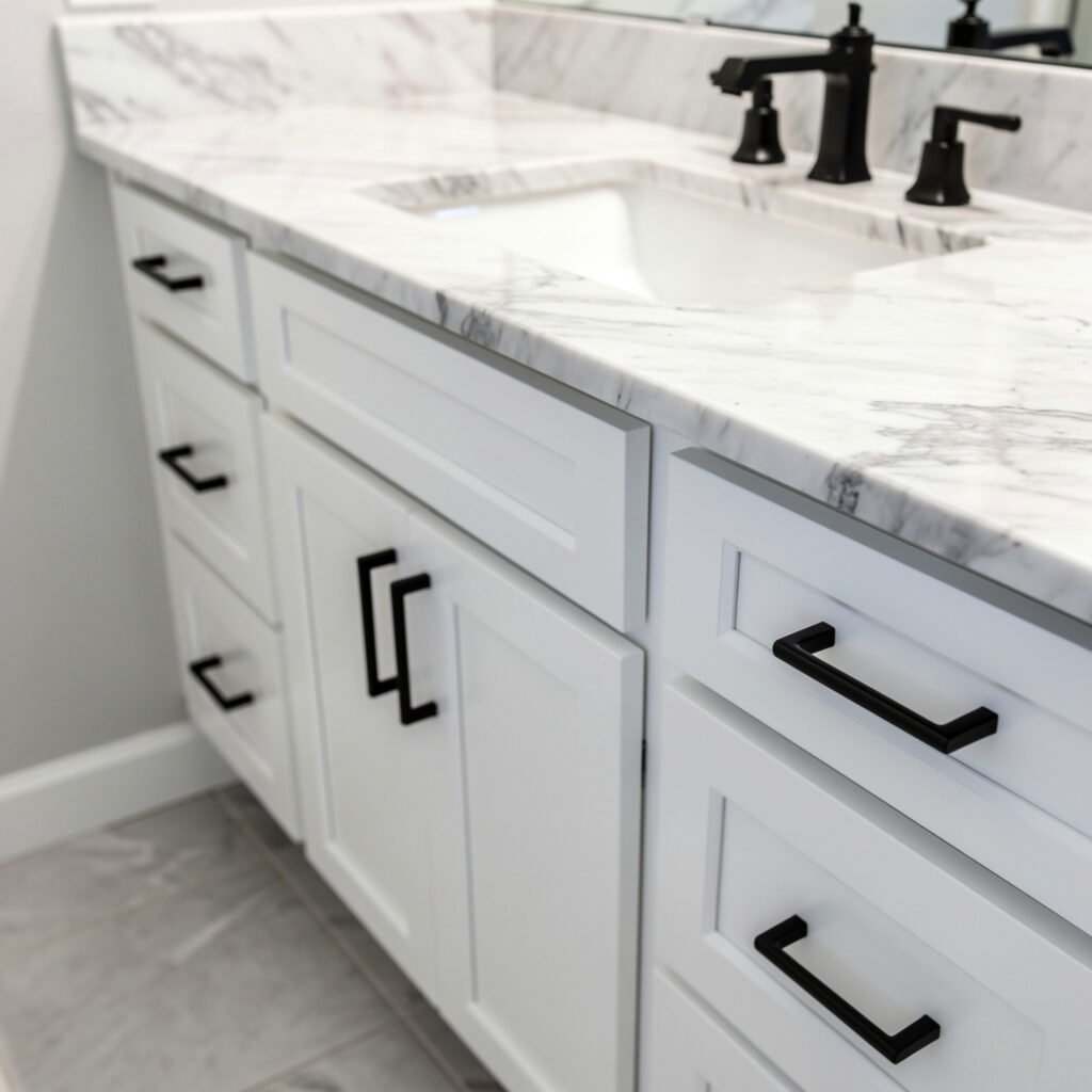 Farmhouse Bathroom Vanity Makeover diy farmhouse bathroom decor Ideas